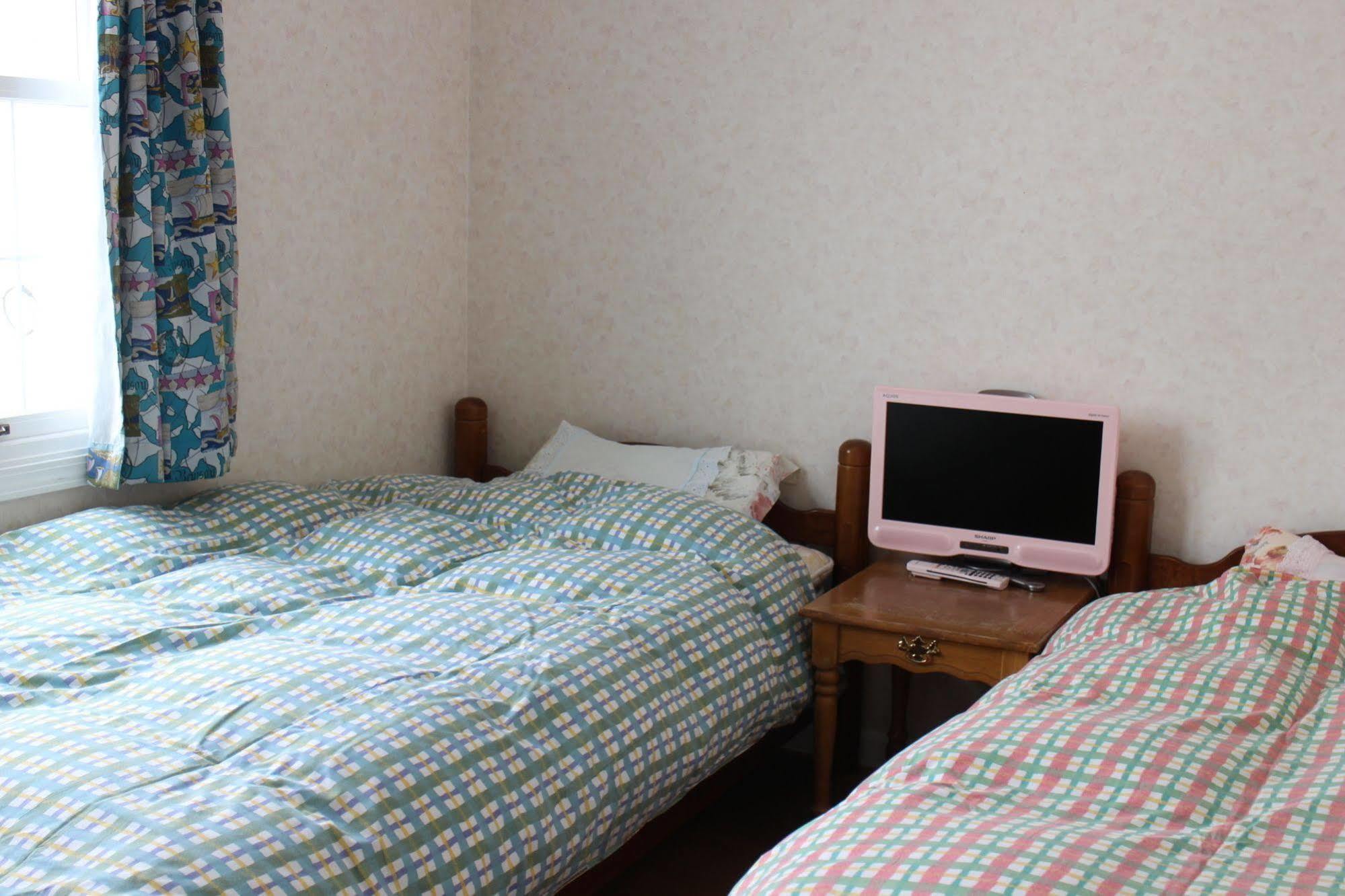 เพนชันโฮชินิเนไกโอะ Hotel ฟุระโนะ ภายนอก รูปภาพ