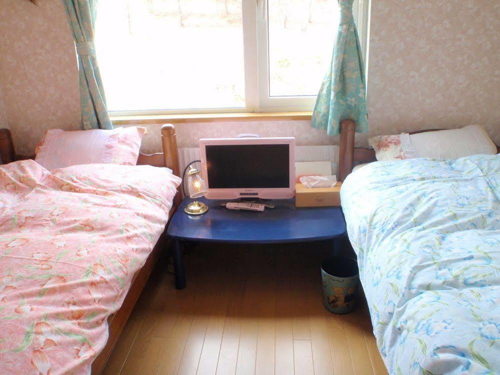 เพนชันโฮชินิเนไกโอะ Hotel ฟุระโนะ ภายนอก รูปภาพ